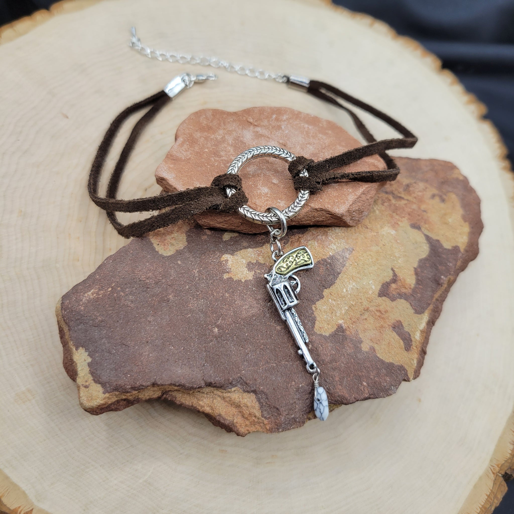 "Janie's Got a Gun" 2A Statement Choker